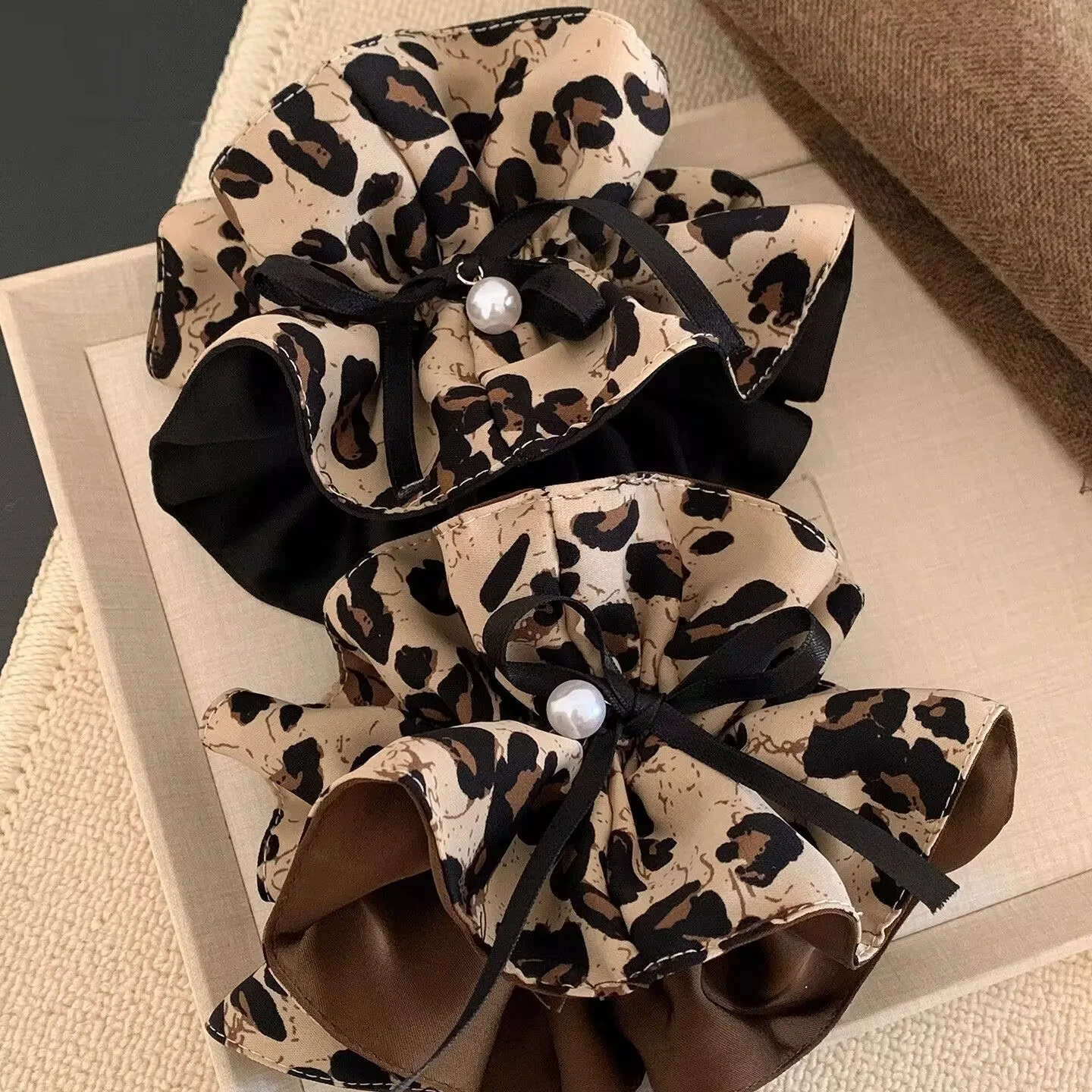 1pc Korean Style Coffee Leopard Print Satin Bow with Large Intestine Headband, High-End Bun Hairstyle, Oversized Hair Accessory