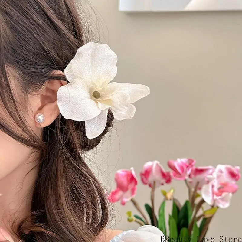 

Stylish Hair Clip Flower Hairpin Decoration Hairpieces Designed for Comfort and for Various Occasion