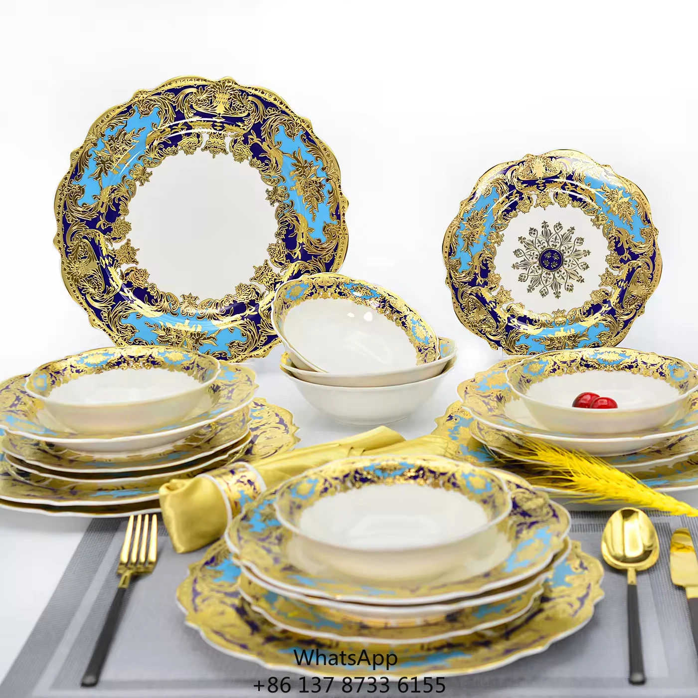 

Quick Shipping Colorful Festival Golden Bone China Flower Shape Special 24pcs Top Sale Plates And Bowls Set Dinnerware Sets
