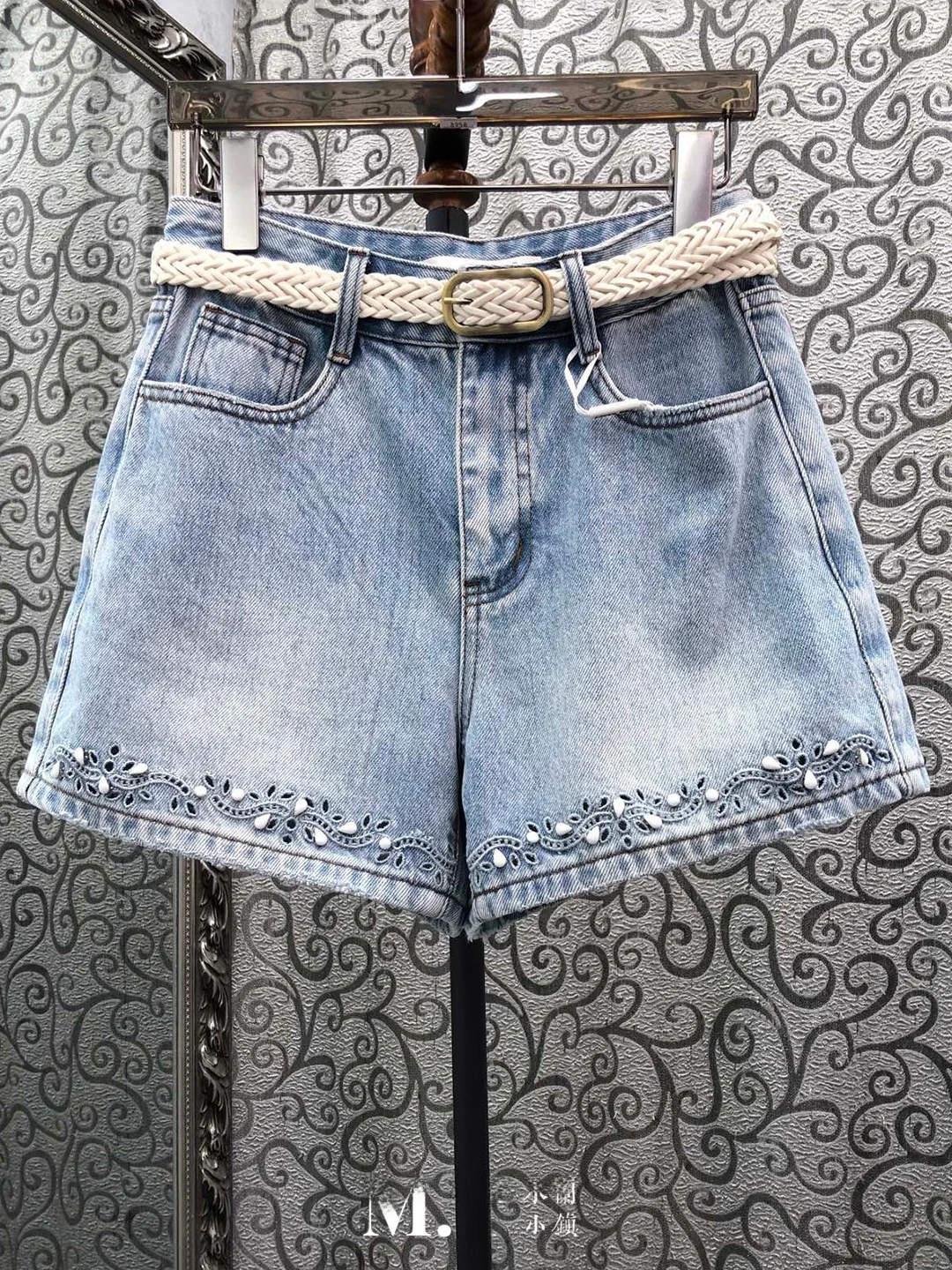 

Washed Denim Shorts with Frayed Edges And Natural Waist Milanese Town Short Skirt Knot Embellished with Beads