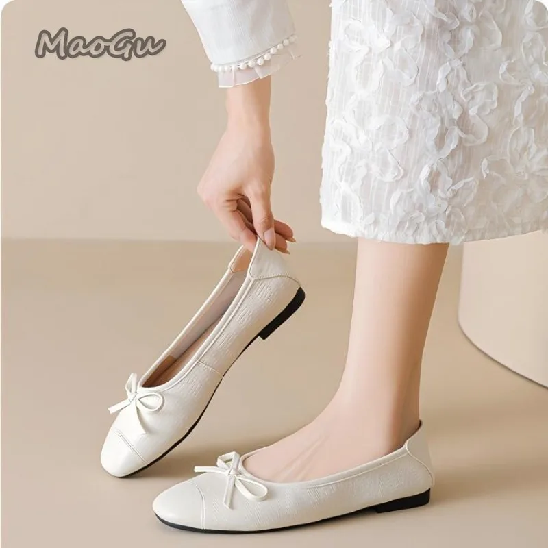 Elegante bowknot bailarina apartamentos femininos dedo do pé redondo sola macia confortável deslizamento-em senhoras mocassins de couro único mules sapatos size35