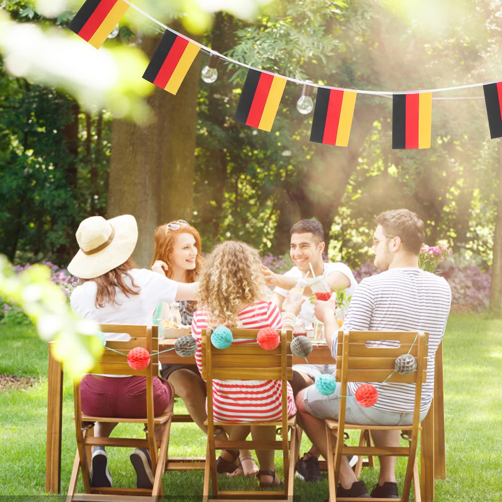 

1Set Germany Flag Banner Polyester Material Bright Color Reusable Hanging Decoration for Party Wall Tree Window Events