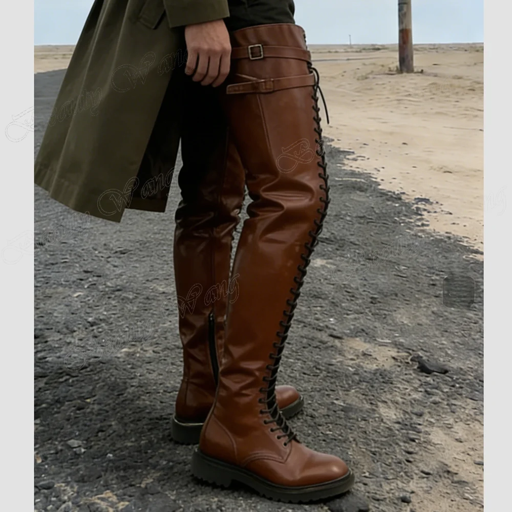Braune Herrenstiefel mit seitlichem Gürtel-Dekor, lange Ritterschuhe aus mattem Leder mit runder Zehenkappe, kniehohe Schuhe für Männer, Zapatos Para Hombres
