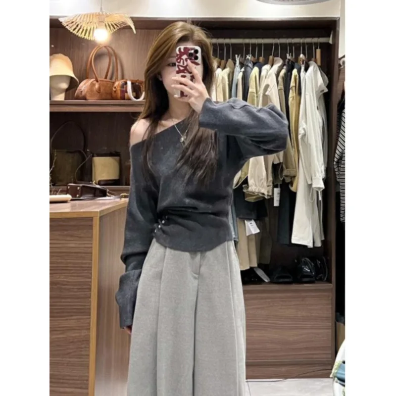 

Осень-зима, мягкий уютный базовый слой, топ в стиле ретро, красный вязаный свитер на одно плечо с диагональным воротником, женский