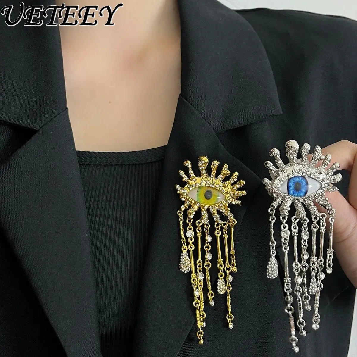 ファッション中世タッセルアイペンダントブローチガールファッションエレガントピンコサージュスタイリッシュ誇張ニッチスタイル衣料品アクセサリー