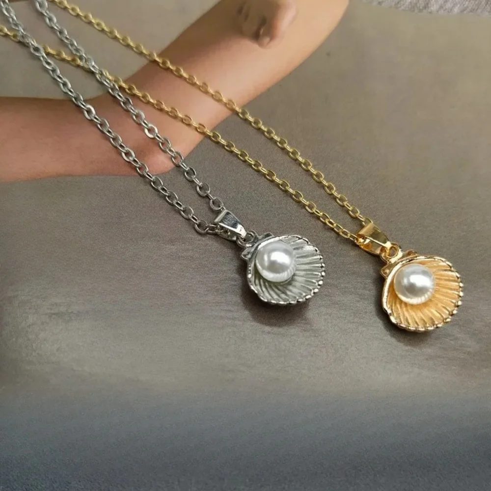 OL Commuter Imitation Pearl Shell Pendant Necklace Women's Ocean Series Style Elegant Short Clavicle Chain Necklace image 3