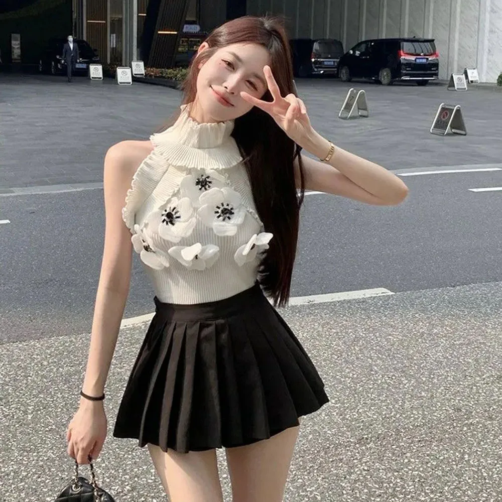 

Summer Sets For Women 2 Pieces Fashion 3D Flowers Sleeveless Knitted Vest Tank Top For Women + Elegant Black Mini Pleated Skirt