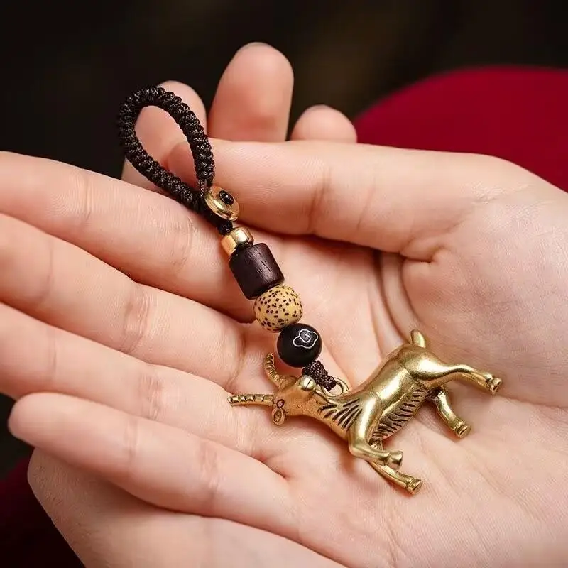 Brass Zodiac Goat Keychain Antique Copper Sheep Animal Key Ring Lightweight Pendant for Car Key Bag Holder Gift