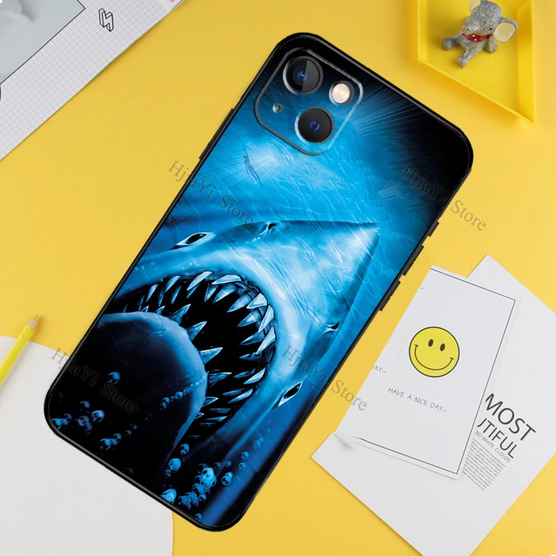 Jaws 1975 Movie Poster Phone Case For iPhone 13 12 11 14 15 16 Pro XS Max XR X Silicone For iPhone 12 Mini Plus Cover