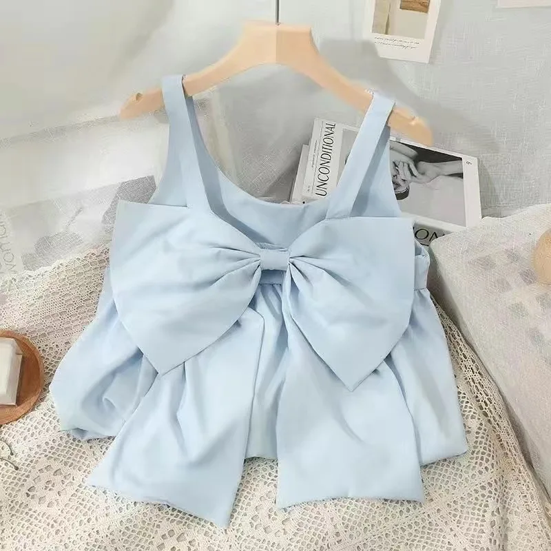 Vest Girls Summer New Bow Short Camisole Shirt Backless Solid Color 2024 Childrens Clothing Pleated Sleeveless Simple