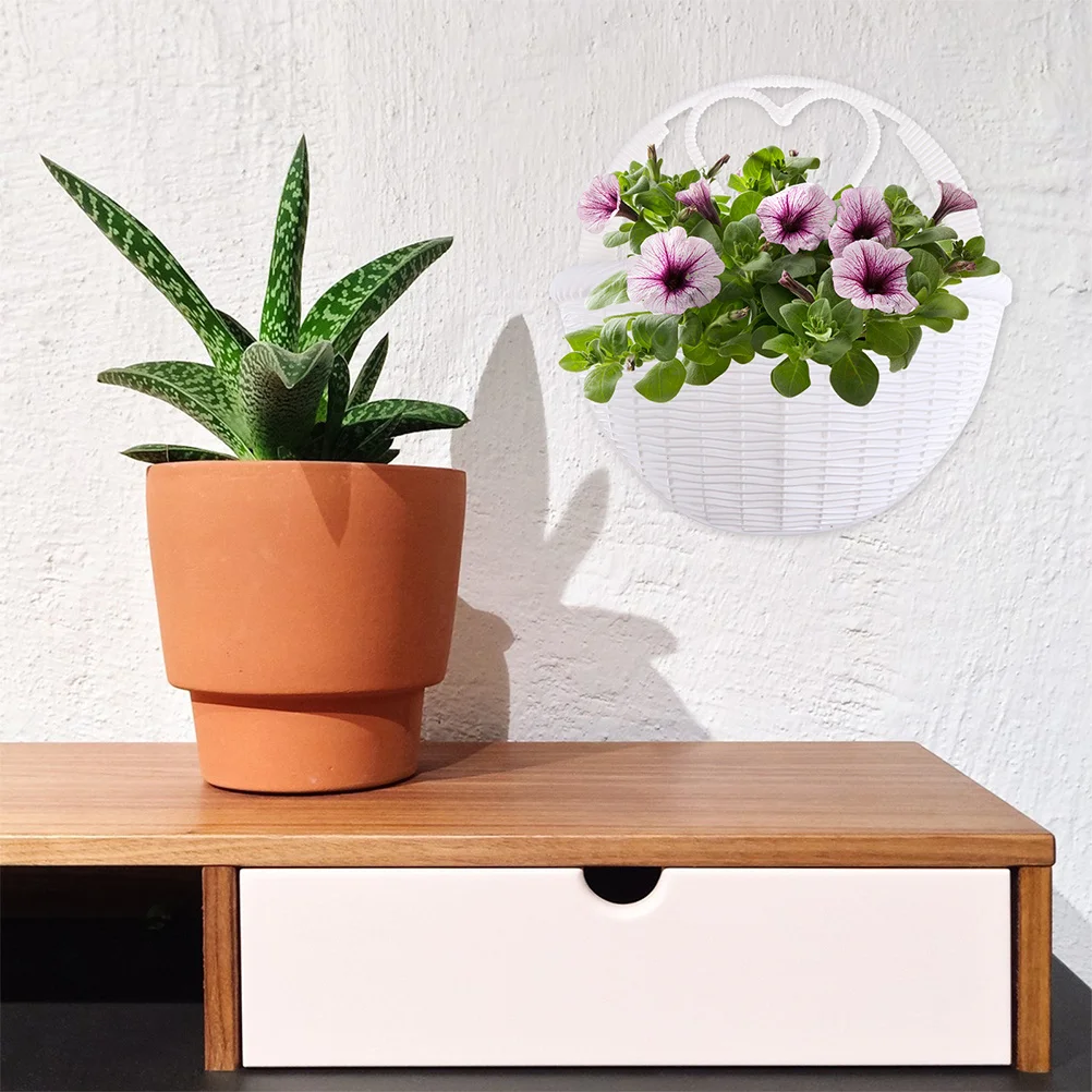 

4Pcs Wall Mounted Flower Basket Decor Easy to Use Space Saving Durable Plastic Hanging Flower Container Plastic Flowerpot