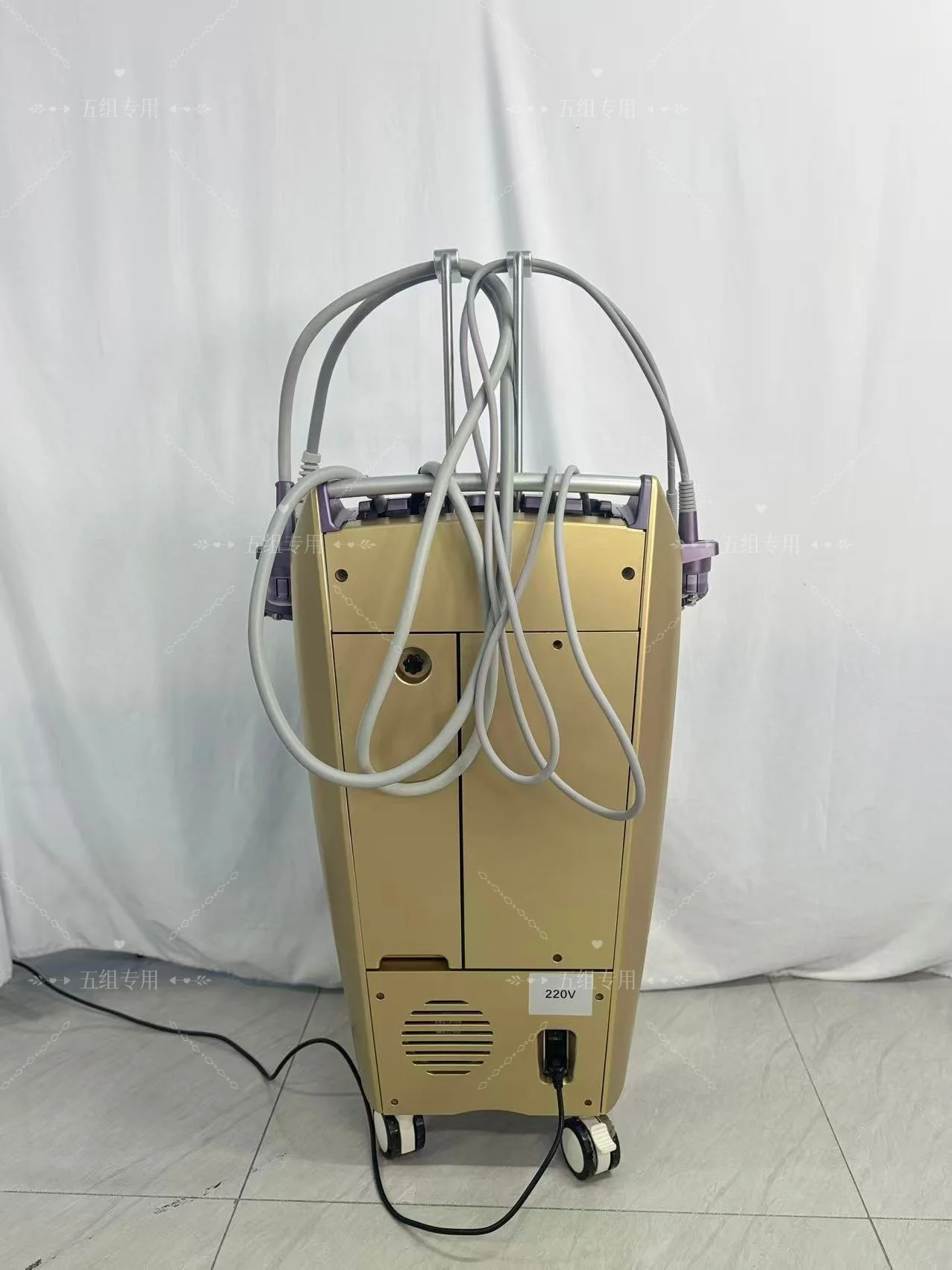 

Professional multi-function wrinkle removal Lose weight Firms the skin Integrated machine We sell at factory price.