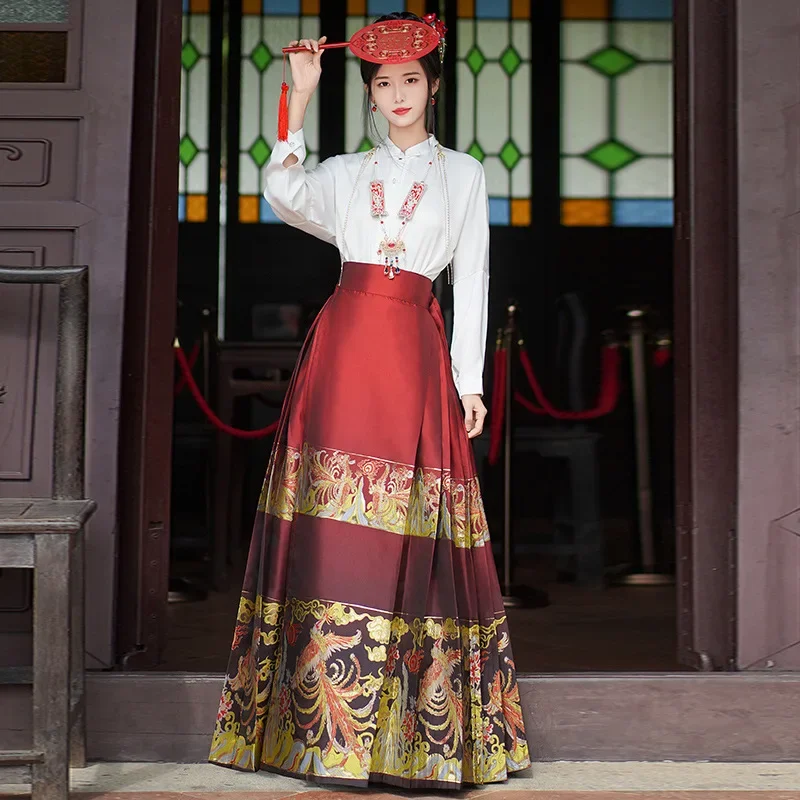 새로운 중국 스타일의 무거운 자수 피닉스 골드 직조 말 꼬리 스커트 레드 여성 Hanfu 세트 전통 의상 2025