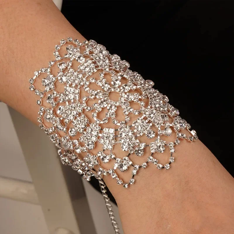 Fashion Rhinestone Flower Wrist Bracelet Prom Jewelry for Women Adjustable Arm Chain Cuff Jewelry Bracelet Accessories Gifts