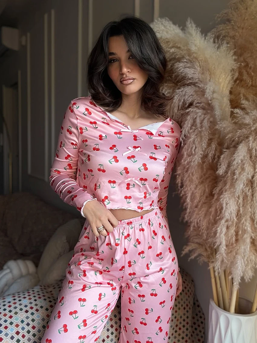 

Женский комплект ночной одежды Marthaqiqi с принтом: пижама с длинным рукавом, укороченный топ, V-образный вырез, брюки, повседневный женский ночной костюм