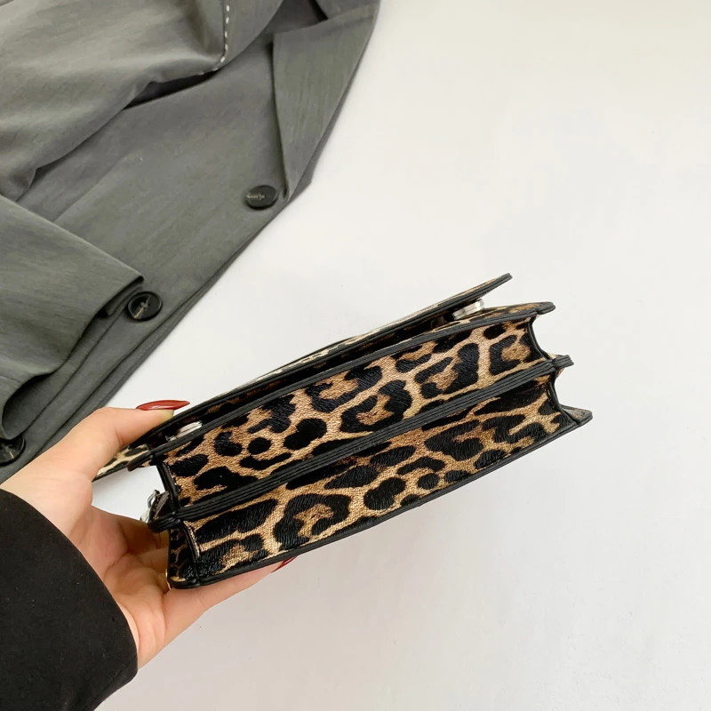 Women Small Leopard Prin Shoulder Bag Ladies Designer Leather Brown Square Messenger Bag Korean Girls Travel Phone Crossbody Bag