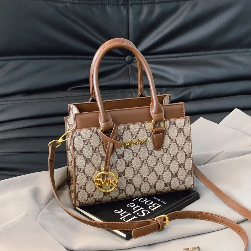 

New Women's Leather Zipper Shoulder Bag, Luxury Crossbody Bag With Detachable Strap, Elegant Designer Handbag
