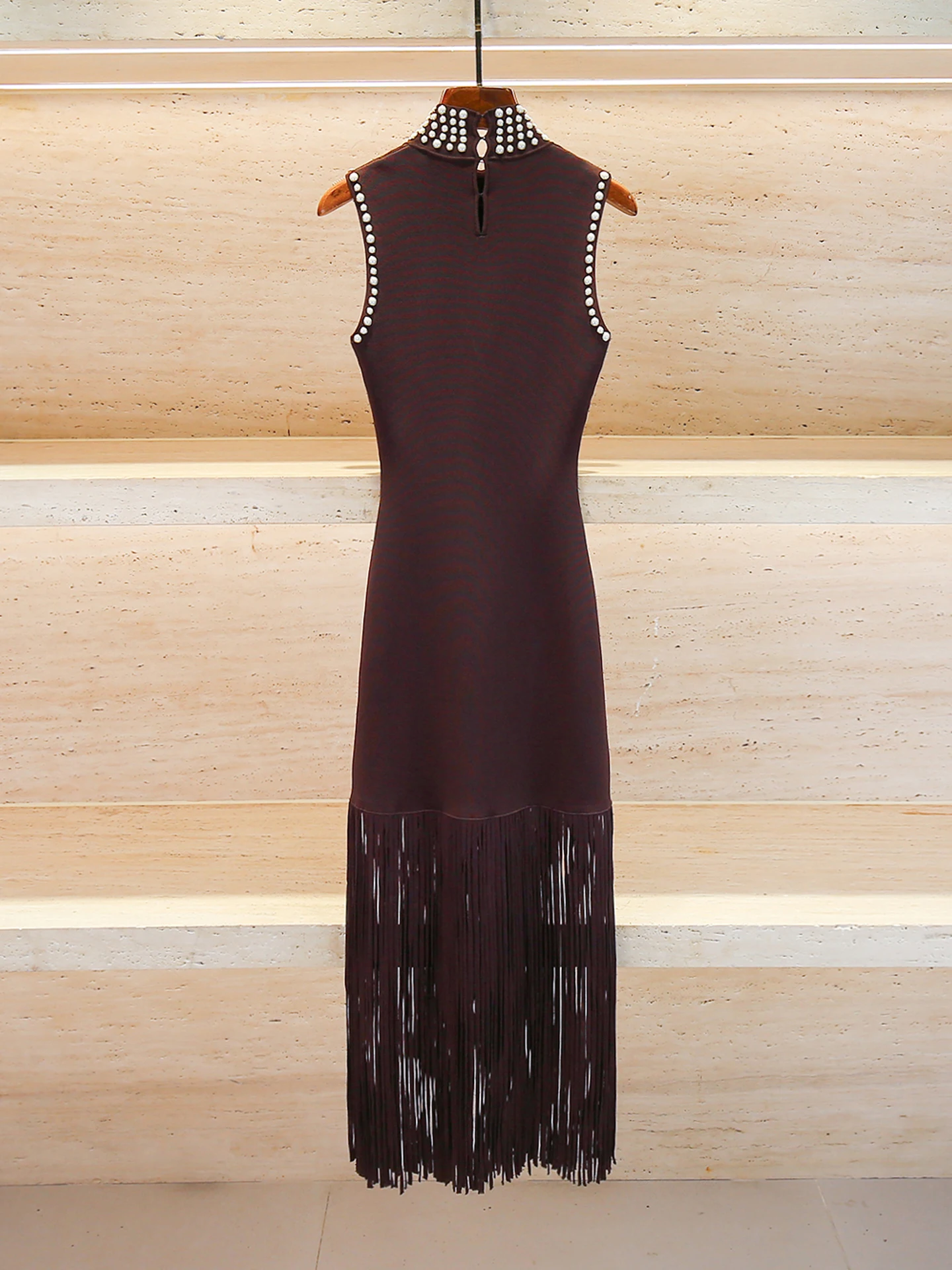 

Ele Beaded Tassel Knitted Vest Dr Women's High Waist Mid-Length Knitwear Summer 2025 Simple Sle Commute Dr