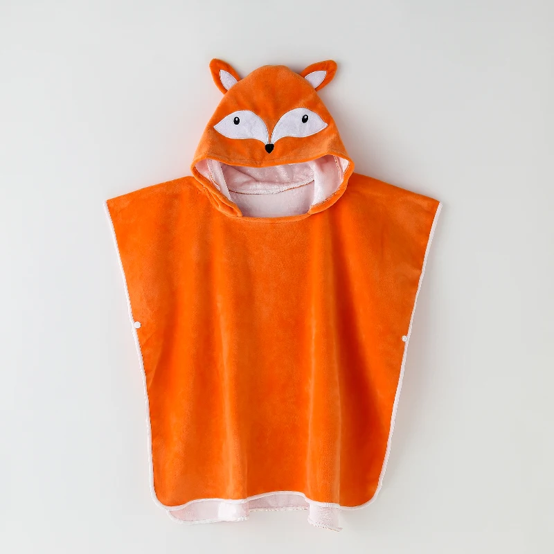 

1 Piece of Children's Hooded Bath Towel Bathrobe Beach Towel Cartoon Pattern Printed Suitable For Home Use in The Beach Bathroom