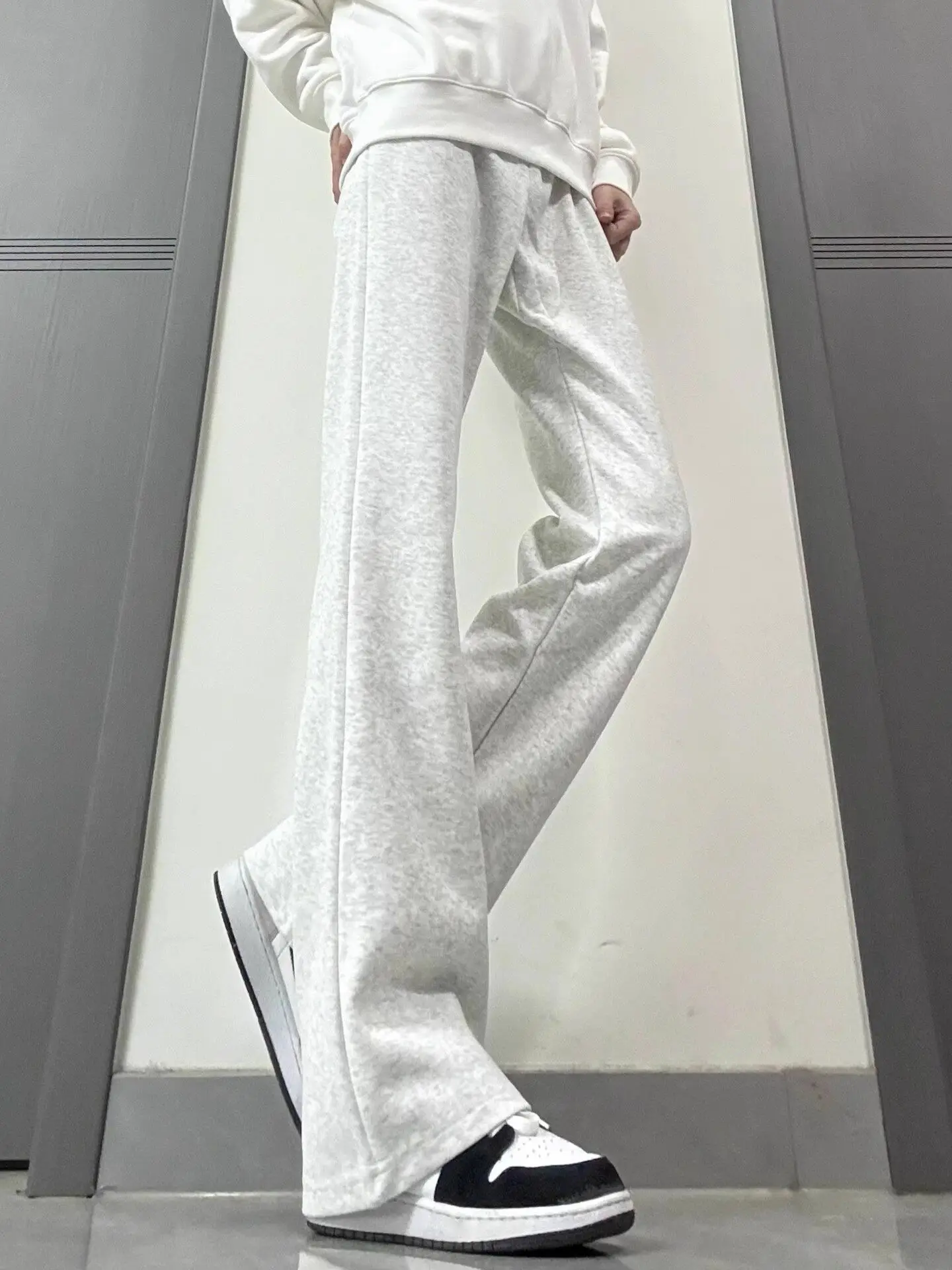 

Grey White Floral Print Casual Pants Men Women High Waist Slimming Sports Trousers Straight Leg Wide Leg Micro Flared