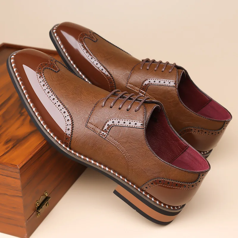 New men's shoes summer business casual formal leather shoes men's brogue carved Korean style British plus size men's shoes