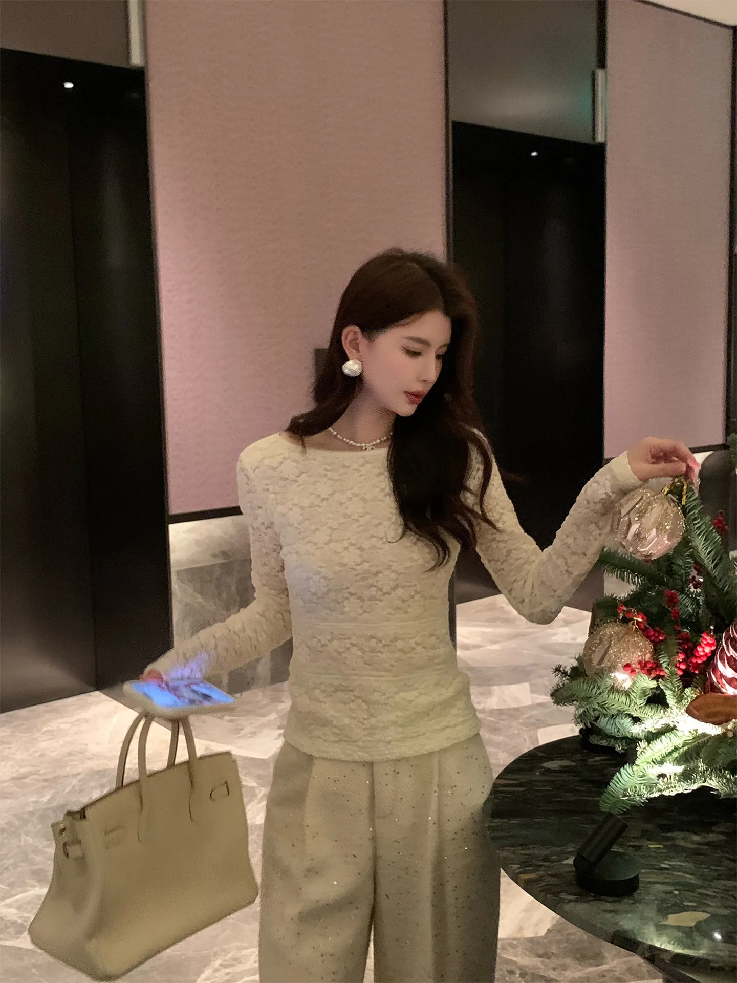 

Женская кружевная нижняя рубашка Kun Total: универсальный легкий базовый слой из нейлона и спандекса, стандартный крой, новинка весенней коллекции