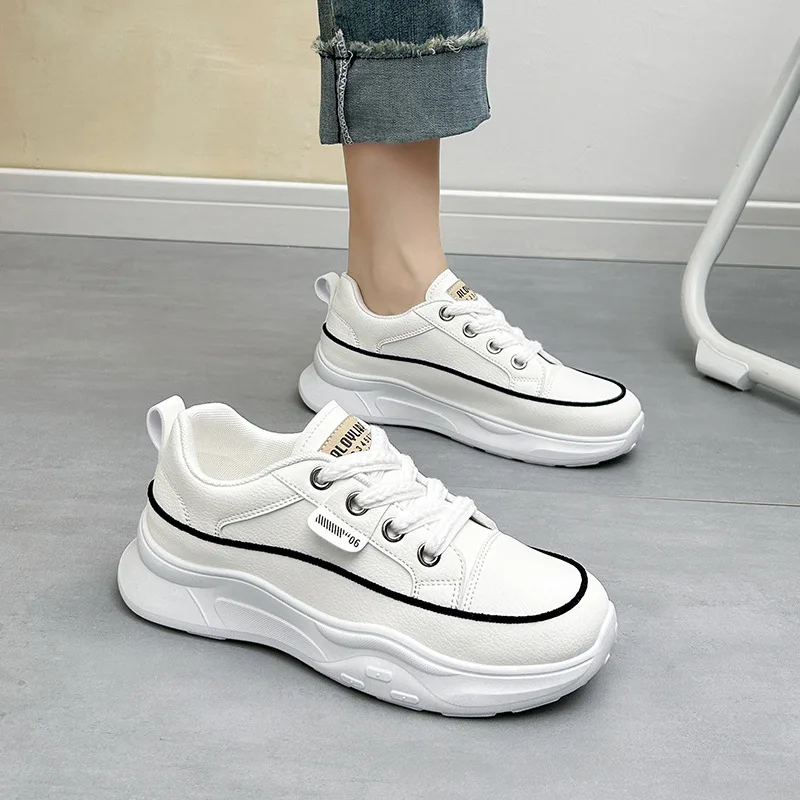 INS Tide Little White Shoes Woman 2023 Fall New Leather Breathable Student Board Shoes Heightened Casual