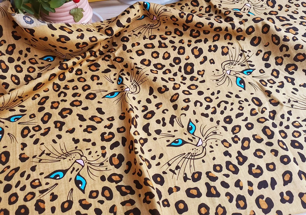 1 Meter x 1,45 Meter Afrika Brown Leopard Dress Material Stoff Dünne Baumwoll-Krepp-Gaze Nicht transparent – Detail 7