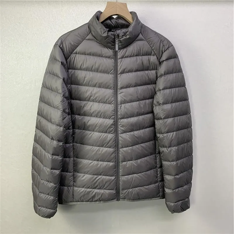 

Легкая мужская пуховая куртка на осень-зиму, повседневная, с воротником-стойкой, тонкая, из полиэфирного волокна, с наполнителем из белого пуха