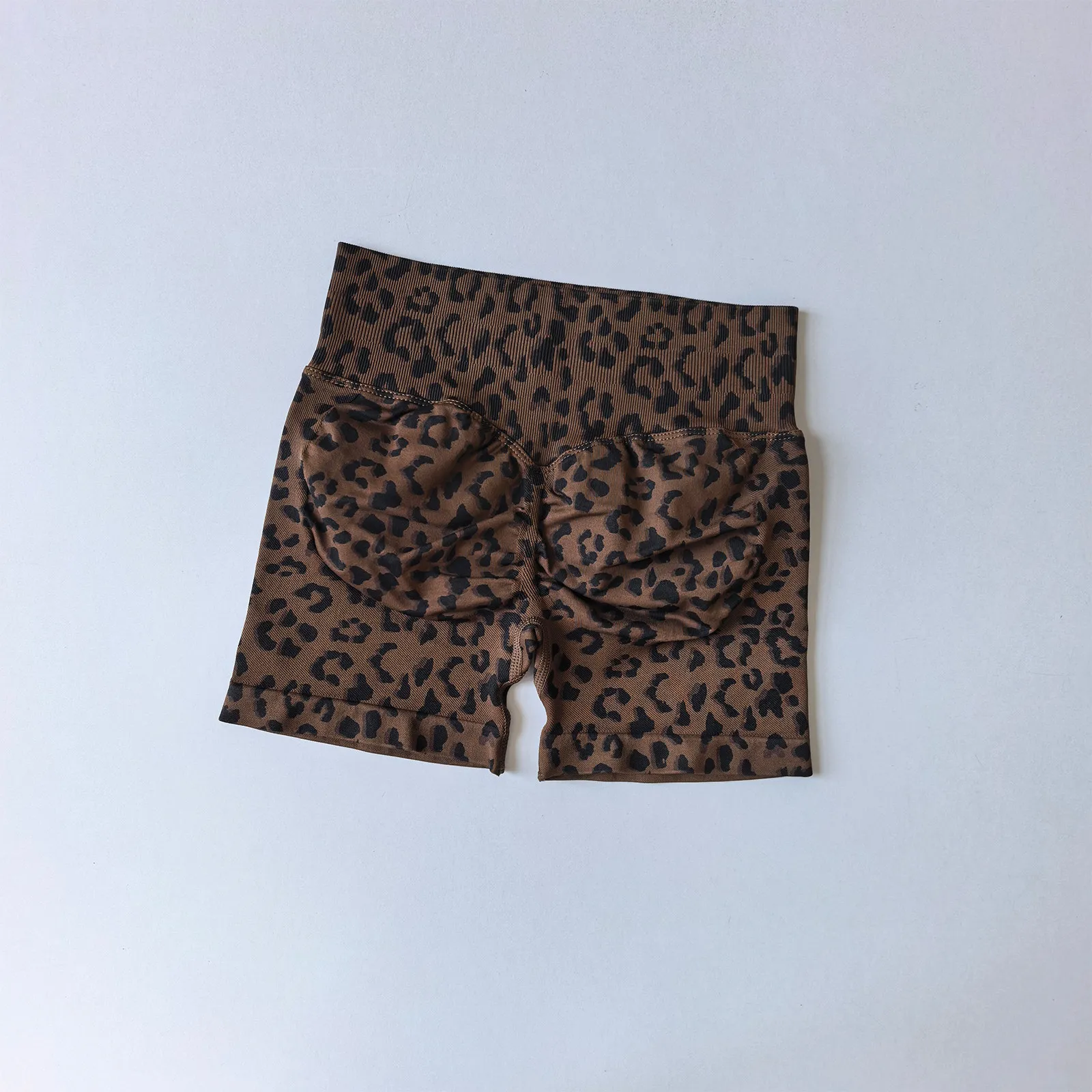Sexy Leopardenmuster High-Waist Yoga-Shorts für Damen, Sommer, Hüftlift, nahtlos, pfirsichfarben, dreiviertellang, eng anliegende Fitness-Sport-Hose – Detail 6