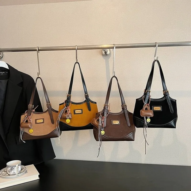 

Graceful Shell Shape Handbag Maillard Tone Retro Details One Shoulder Commuting Work Durable 2025 New Model