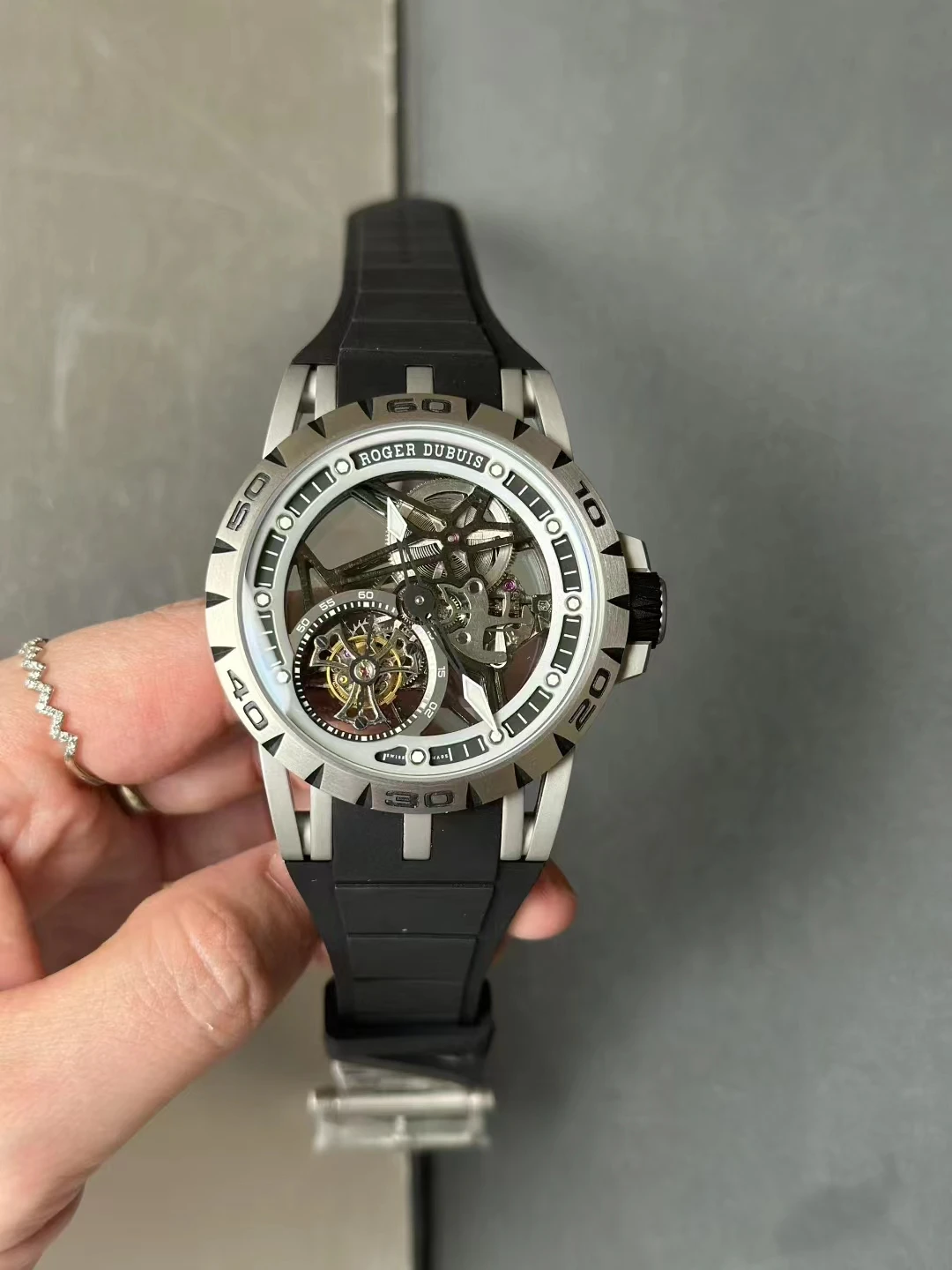 ساعة ميكانيكية أوتوماتيكية فاخرة للرجال - ساعة يد أنيقة للولائم والترفيه هدية مثالية له