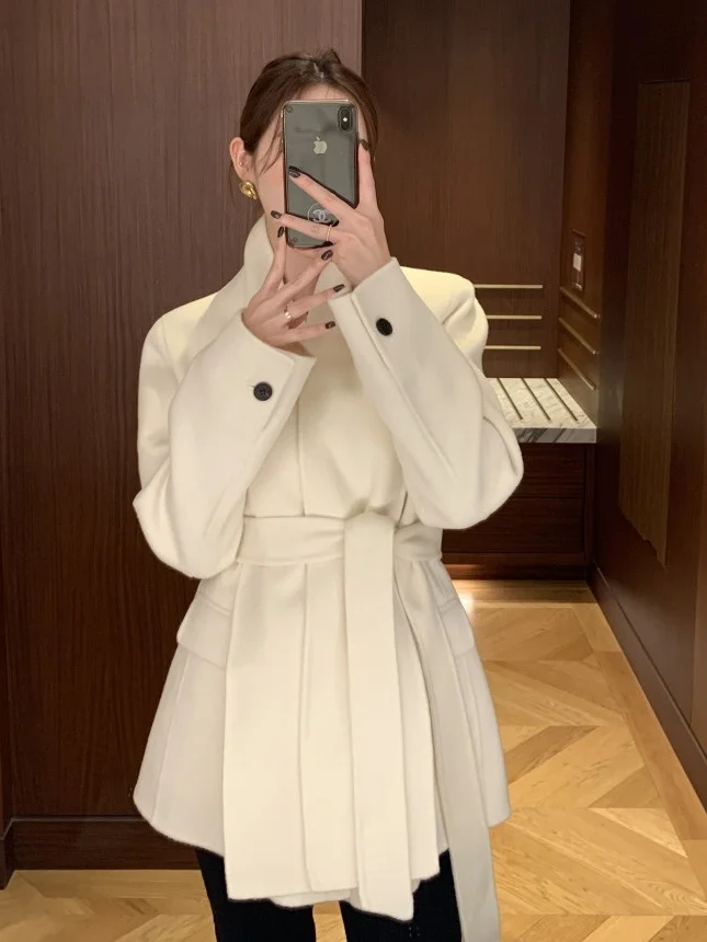 

Ele Chic Women's Woolen Coat with Scarf V-Ne Belted Autumn Winter Long Sve Color Faionable Commute Sle