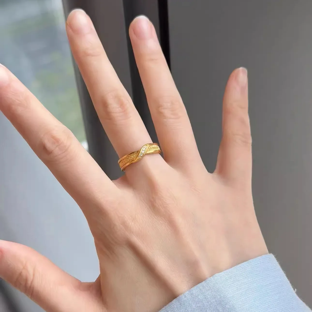 S925 Sterling Silver Ring For Women Inlaid Shiny Diamond Minimalist Niche Light Luxury Versatile Elegant High Grade Finger Ring 