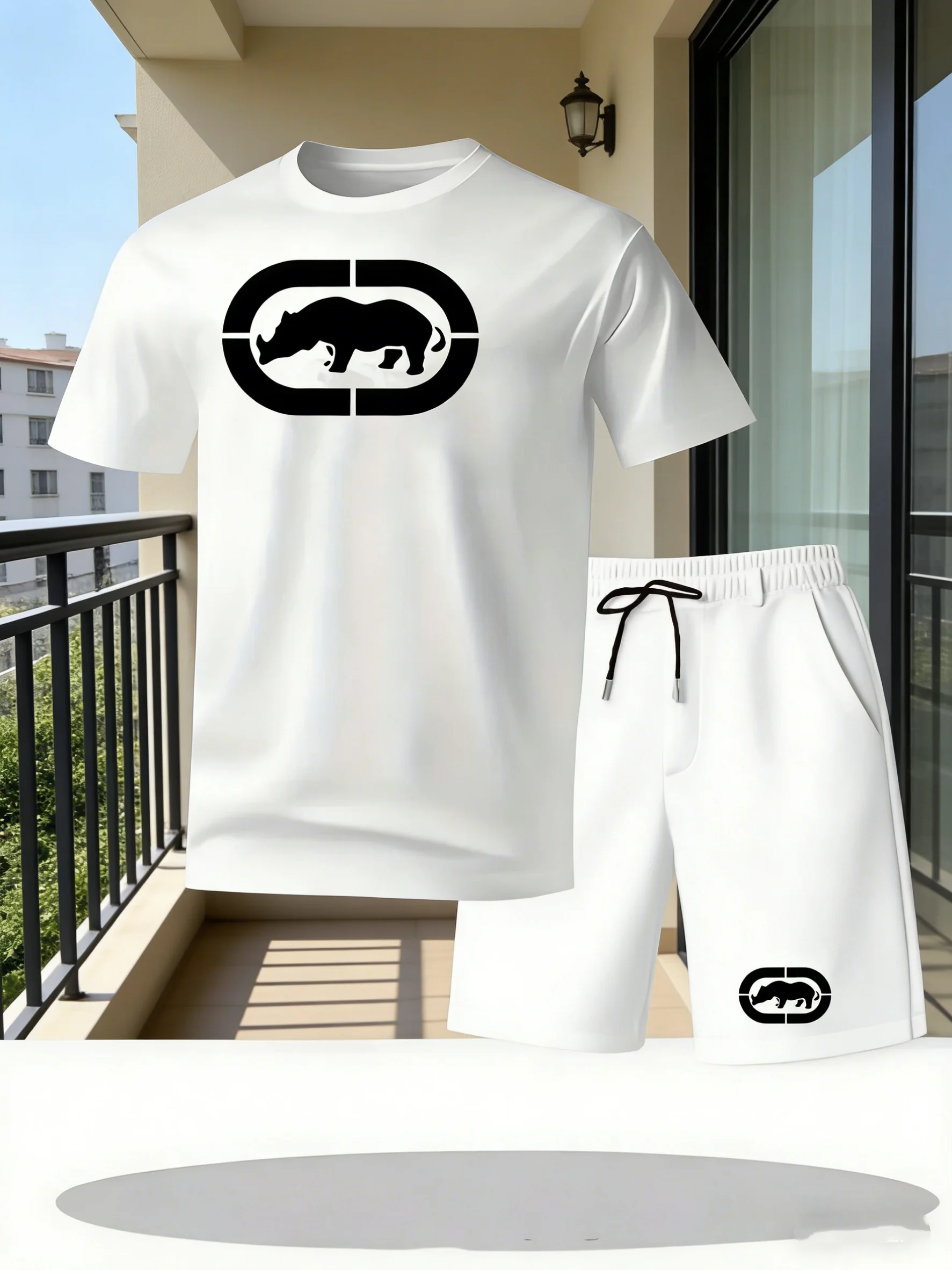 Conjunto Esportivo Masculino de Verão Respirável com Camiseta de Gola Redonda e Calças Curtas Leves e Confortáveis