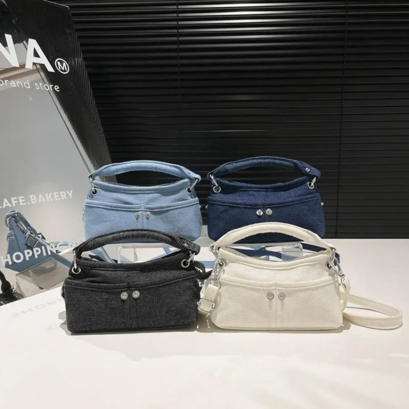 

Elegant Leather Women's Messenger Bag High-End Luxury Brand Fashionable Classic Paris Chic Finish Daily Bag​