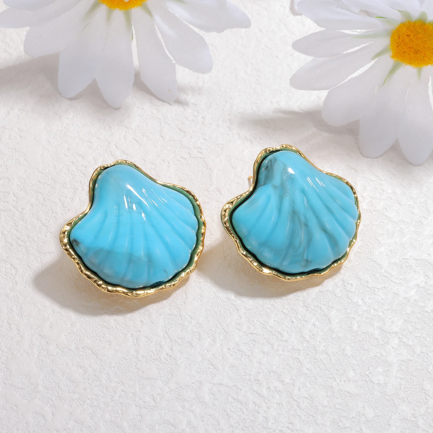 موضة جديدة مطلية بالذهب الفولاذ المقاوم للصدأ أقراط متعددة الألوان الاكريليك قذائف محارة اكسسوارات هدايا مجوهرات ساحرة للنساء