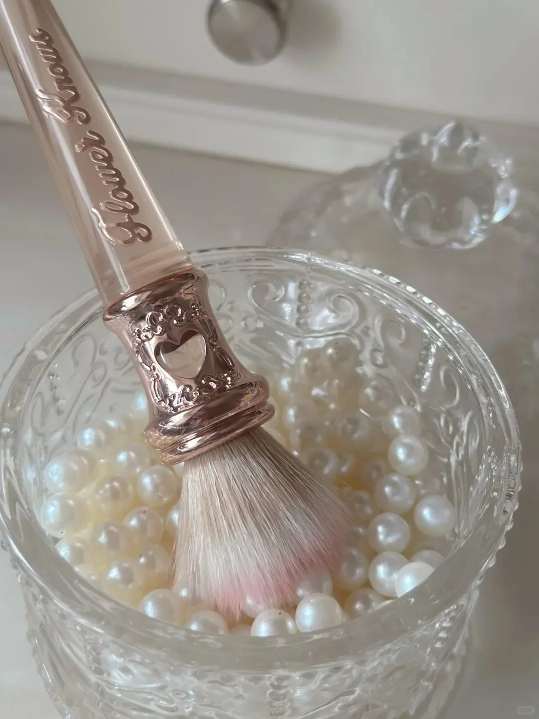 Flower Knows ร้านช็อกโกแลต แปรงเครื่องสําอาง แปรงหน้า ไฮไลท์เตอร์ Bronzer Contour แปรงแต่งหน้าแบบนุ่ม