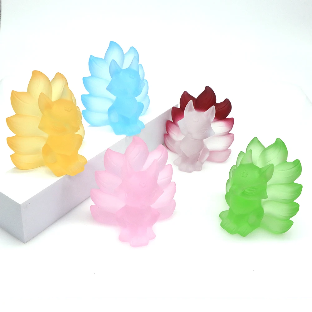 Liuli Crystal Hand Carved Lucky Figurine, Nine-Tailed Fox Statue, Lucky Amulet, Glass Craft, Home Decoration Gift, 2.2\