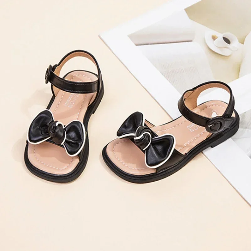 Kinder Sommers andalen Mode süße Bowknot Mädchen Schule kausale flache Sandalen vielseitige Kinder weichen Boden Strands chuhe Open-Toe