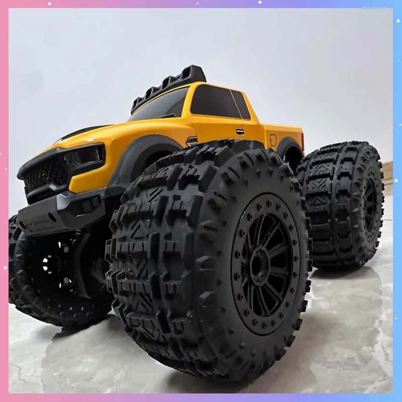 

RC Car C8816 Amphibious Off-Road Vehicle 2.4G Remote-Controlled Toy 360° Adjustable Direction Handle Control Monster Truck Gift
