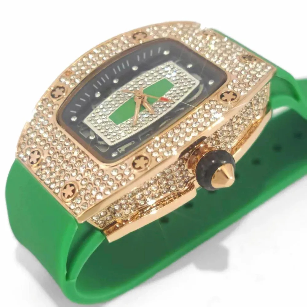 Лидер продаж, зеленые часы с бриллиантами, женские элегантные кварцевые часы, модный резиновый ремешок Tonneau AAA, наручные часы со льдом, женский подарок, дропшиппинг