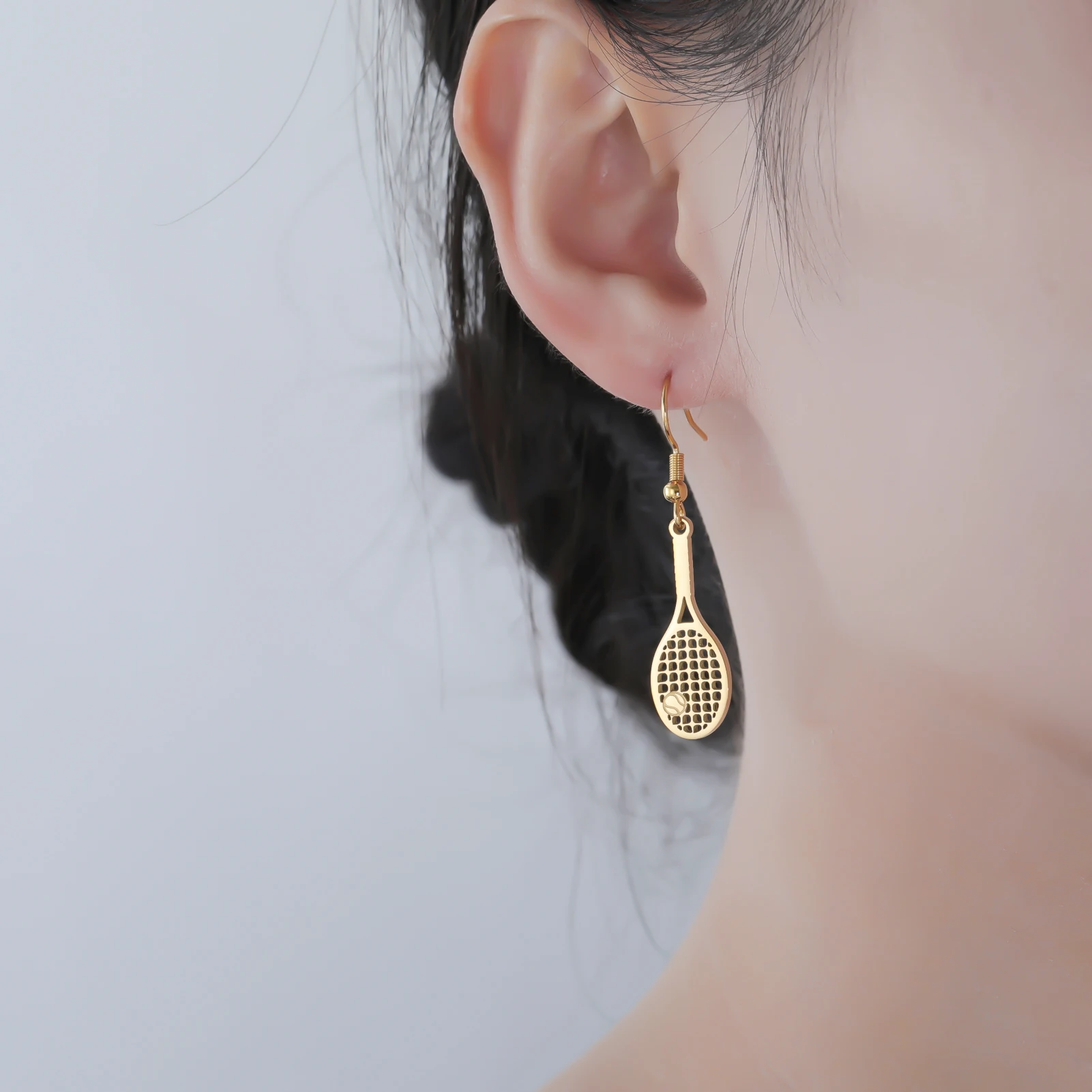 Unift Tennis Racket Earrings Trendy Tennis Racket Pendant Earring for Women Stainless Steel Gold Color Ear Studs Jewelry Gifts