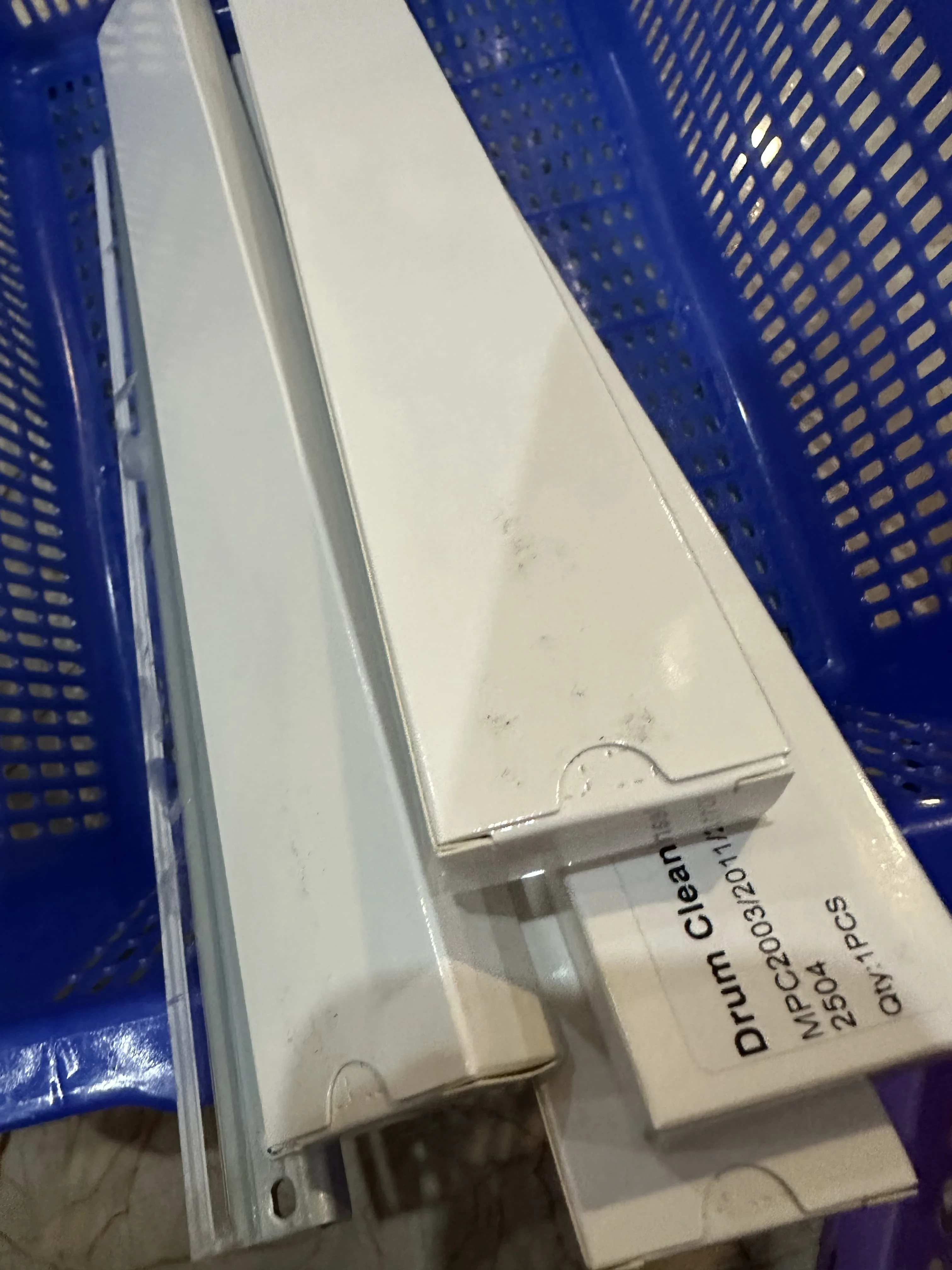 

Drum Cleaning Blade for Ricoh MPC2003 MPC2503 MPC2004 MPC2504 MPC2011SP MP C2003 C2503 C2004 C2504 C2011 C2011SP Cylinder Blade