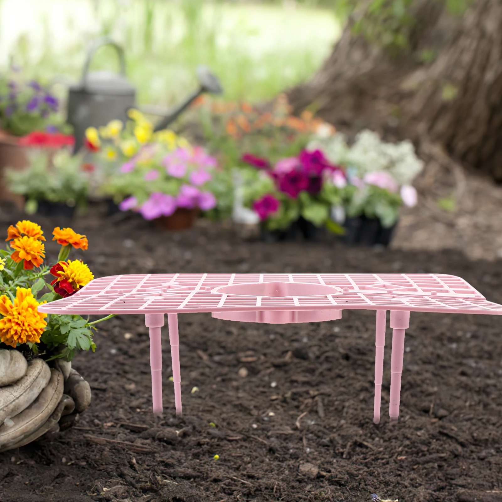 

4pcs Strawberry Growing Racks Plastic Plant Supports Garden Climbing Frame For Small Plants Balcony Vegetables Mold Resistant