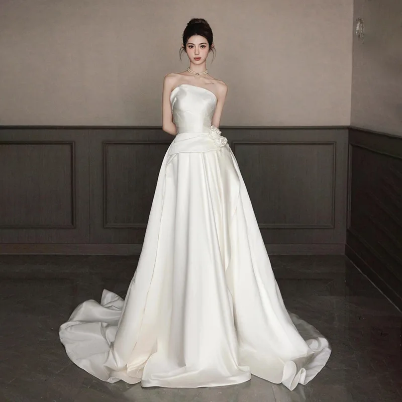 

Tube Top French Trailing High-Grade Flower Satin Slim Dress Light Luxury Temperament Welcome Wedding Veil