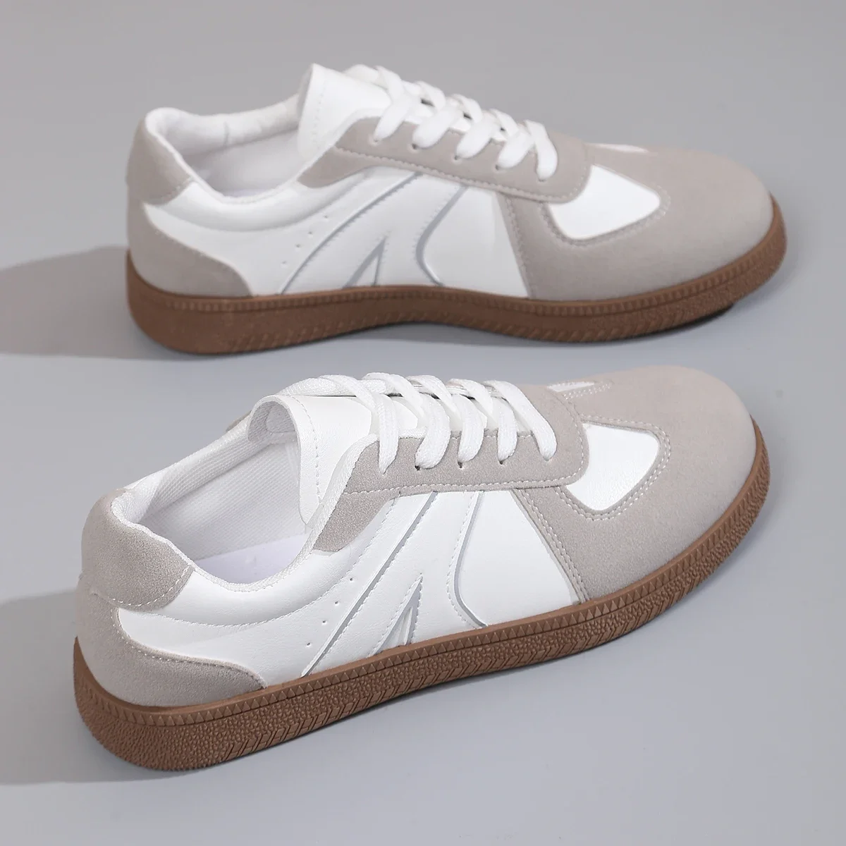 novo-vintage-casual-sapatos-esportivos-para-mulheres-tenis-de-caminhada-de-couro-plataforma-andando-sapato-atletico-unisex-mocassins-brancos