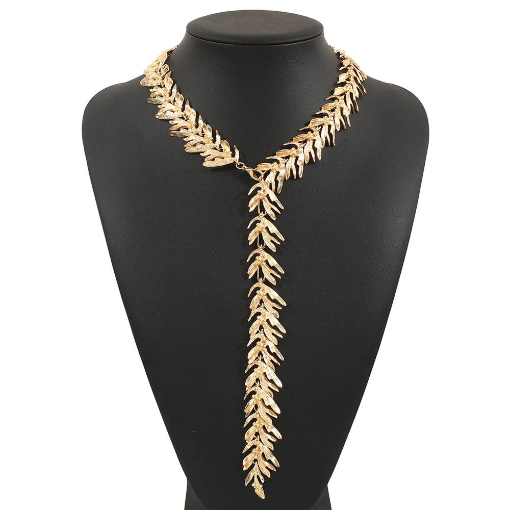Indian Ethnic Fashion Trends 2025 - Trend Punk Gold Silver Color Multiple