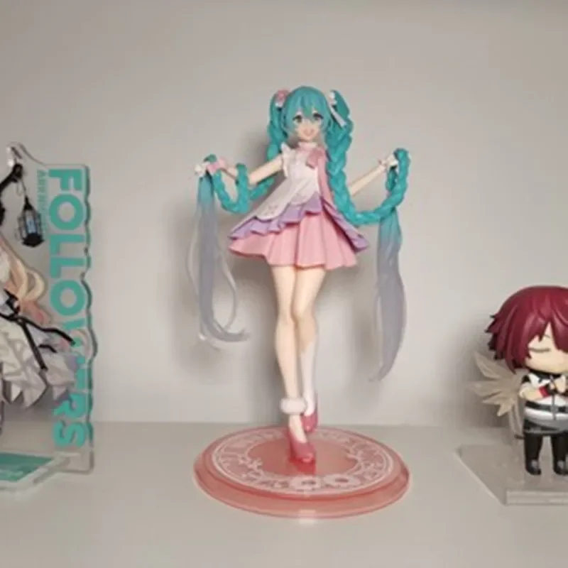 

Фигурки героев аниме Hatsune Miku, 21 см, фигурка Мику, кавайная игрушка, Vocaloid, страна чудес, ПВХ Модель, украшения, игрушки, подарок