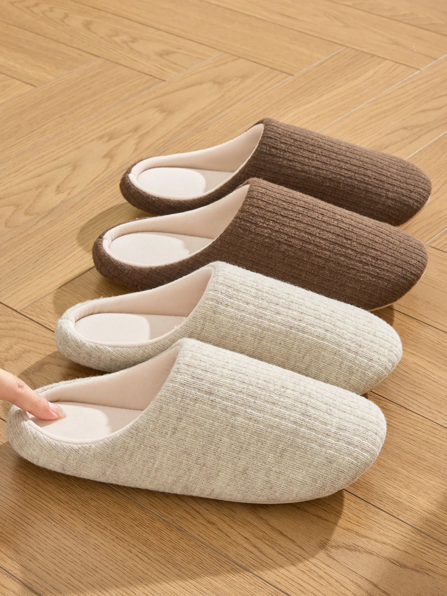 New Winter Lovely Women's Slippers Home Cute Cartoon Cotton Slippers Christmas Deer Non-Slip House Shoes - Image 3